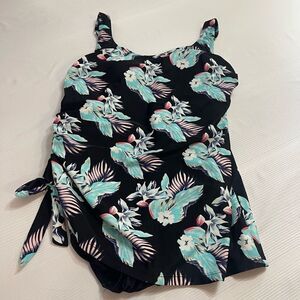 Shore Shapes One Piece Swimsuit Bathing Suit Size 12